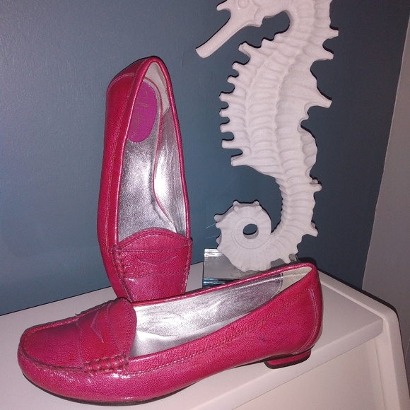 Cole Haan pink patent leather loafers - Picture 7 of 7